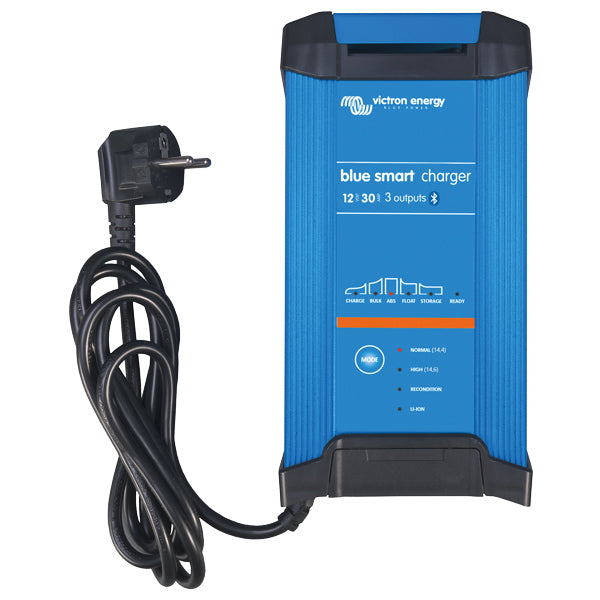 Indlæs billede i Gallery Viewer, Victron Blue Smart lader 12V 15Amp 3 grp. IP22
